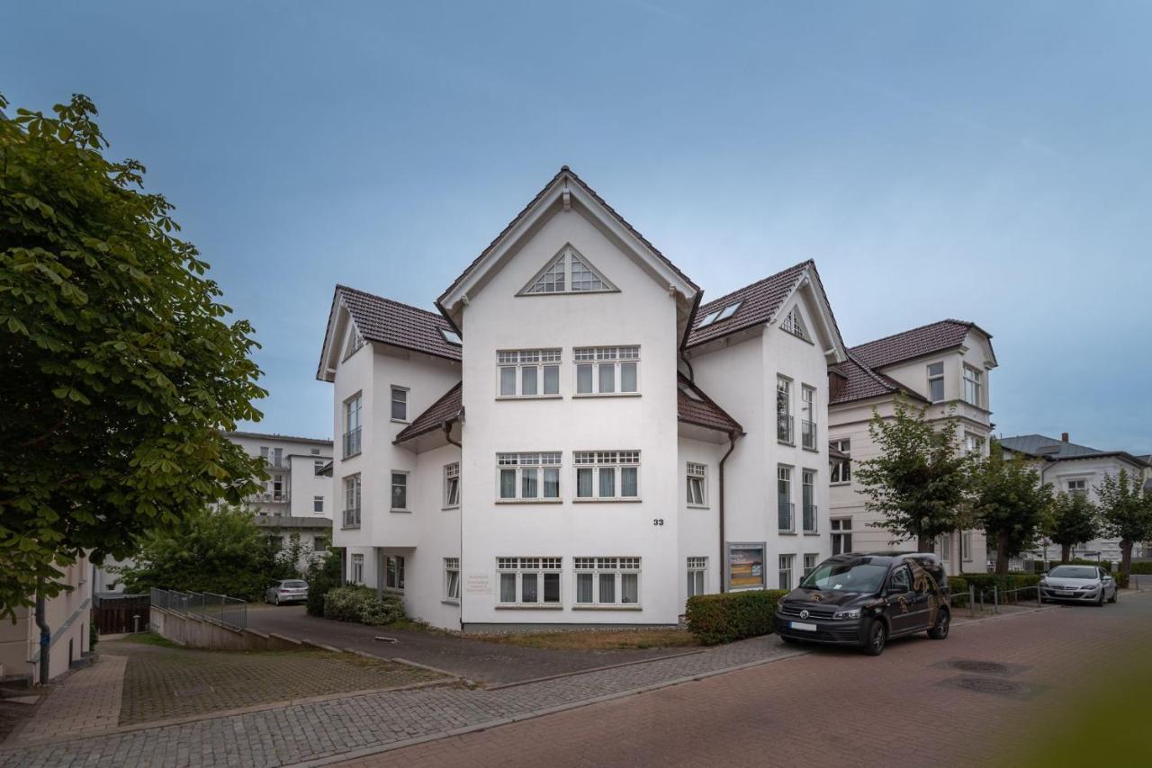 Schloss Hohenzollern - Appartement 07 Ostseebad Heringsdorf Exterior foto